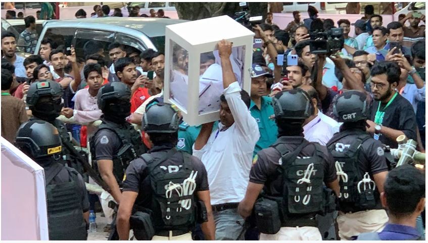 রাকসু নির্বাচনে ভোট পড়েছে ৬৯.৮৩ শতাংশ, ফলাফল শুক্রবার